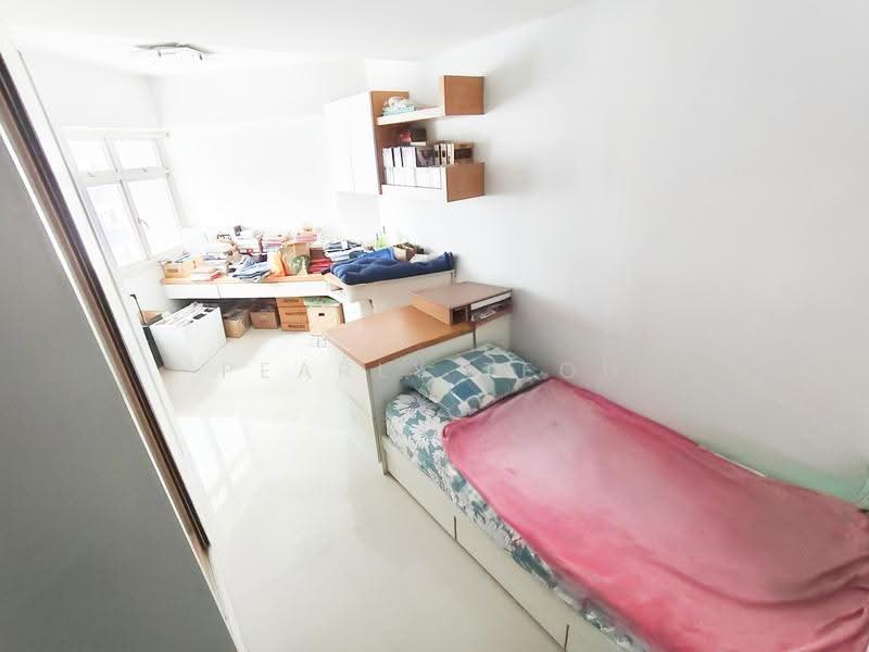 384 Bukit Batok West Avenue 5, 384 Bukit Batok West Avenue 5, Dairy Farm / Bukit Panjang / Choa Chu Kang, 4 Bedrooms, 1,270 sqft, HDB Flat For Sale, by Pearly Teoh, 500268711 - Bedroom - PropertyGuru.com.sg
