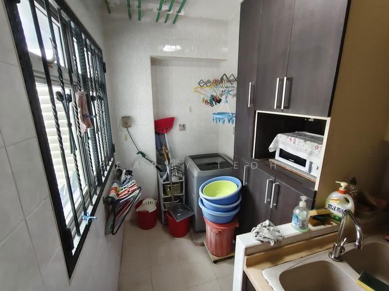 384 Bukit Batok West Avenue 5, 384 Bukit Batok West Avenue 5, Dairy Farm / Bukit Panjang / Choa Chu Kang, 4 Bedrooms, 1,270 sqft, HDB Flat For Sale, by Pearly Teoh, 500268711 - Interior - PropertyGuru.com.sg
