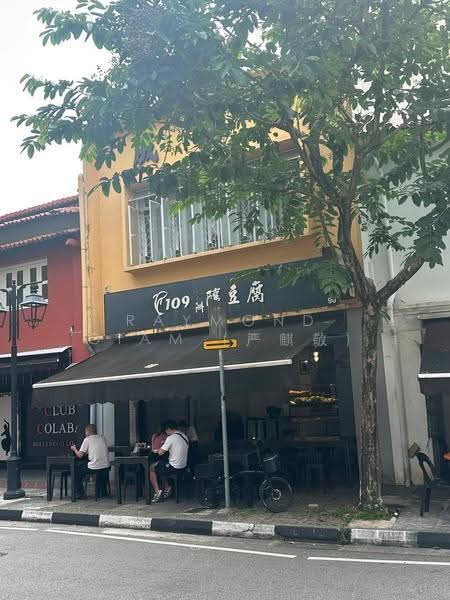 Must Sell! Very cheap and rare adjoining 999 shophouses in Prime D1 for sale, South Bridge Road, Boat Quay / Raffles Place / Marina, 4,520 sqft, Shop / Shophouse For Sale, by Raymond Giam (严麒敬), 500268720 - Exterior - CommercialGuru.com.sg