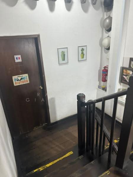 Must Sell! Very cheap and rare adjoining 999 shophouses in Prime D1 for sale, South Bridge Road, Boat Quay / Raffles Place / Marina, 4,520 sqft, Shop / Shophouse For Sale, by Raymond Giam (严麒敬), 500268720 - Interior - CommercialGuru.com.sg