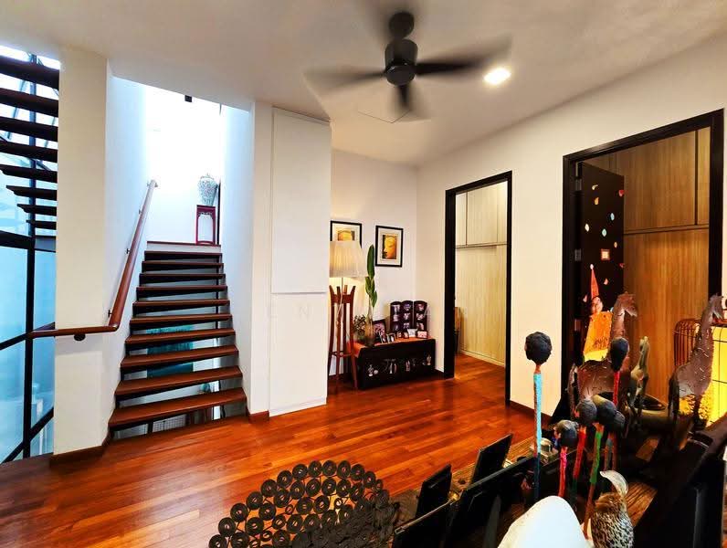 Gorgeous Tropical Freehold 2.5 storey Semi-D. 8 mins walk Lor Chuan MRT Station, Li Hwan / Mei Hwan / Tai Hwan / Serangoon Garden Estate, Hougang / Punggol / Sengkang, 6 Bedrooms, 4,700 sqft, Semi-Detached House For Sale, by Kent Tan, 500268735 - PropertyGuru.com.sg