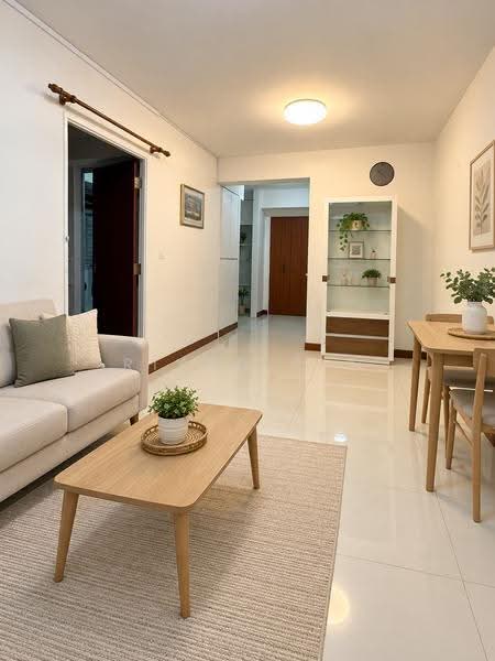 292A Bukit Batok East Avenue 6, 292A Bukit Batok East Avenue 6, Dairy Farm / Bukit Panjang / Choa Chu Kang, 1 Bedroom, 505 sqft, HDB Flat For Sale, by Riyan Ria, 500268743 - Living Room - PropertyGuru.com.sg