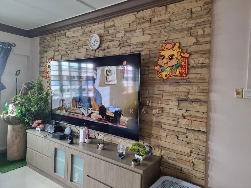 868 Yishun Street 81, 868 Yishun Street 81, Sembawang / Yishun, 3 Bedrooms, 1,118 sqft, HDB Flat For Sale, by Jayrethnem Jayaram, 500268748 - Living Room - PropertyGuru.com.sg