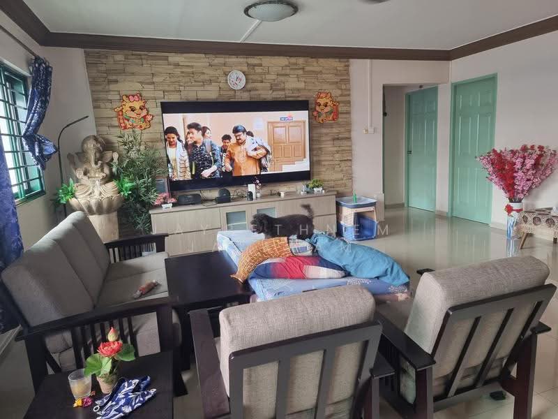 868 Yishun Street 81, 868 Yishun Street 81, Sembawang / Yishun, 3 Bedrooms, 1,118 sqft, HDB Flat For Sale, by Jayrethnem Jayaram, 500268748 - Living Room - PropertyGuru.com.sg