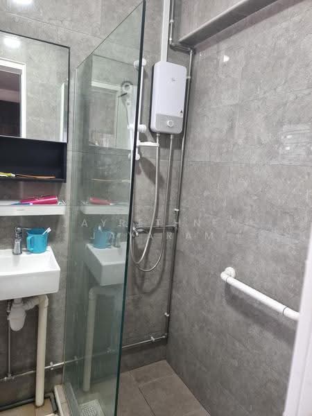 868 Yishun Street 81, 868 Yishun Street 81, Sembawang / Yishun, 3 Bedrooms, 1,118 sqft, HDB Flat For Sale, by Jayrethnem Jayaram, 500268748 - Bathroom - PropertyGuru.com.sg
