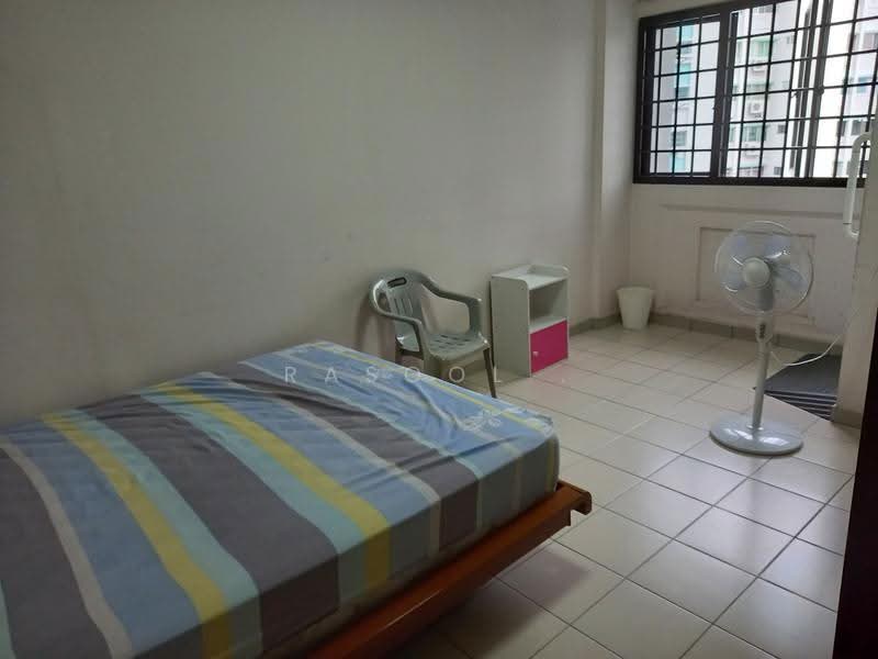 523 Hougang Avenue 6, 523 Hougang Avenue 6, Hougang / Punggol / Sengkang, Room Rental, 100 sqft, HDB Flat For Rent, by Rasool ., 500268755 - Bedroom - PropertyGuru.com.sg