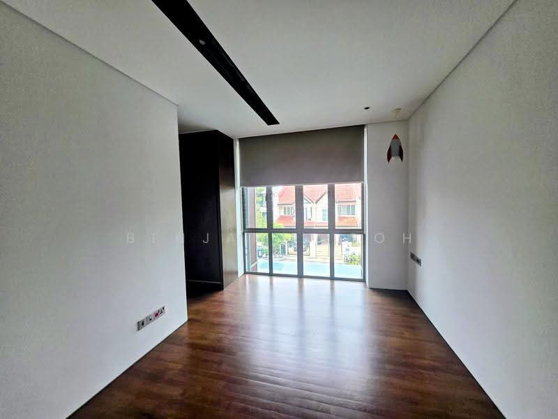MODERN MASSIVE CORNER-TERRACE ON HIGH GROUND, Approximately 400m to the MRT Station, Bedok / Upper East Coast, 6 Bedrooms, 8,000 sqft, Corner Terrace For Sale, by Benjamin Soh, 500268798 - Interior - PropertyGuru.com.sg
