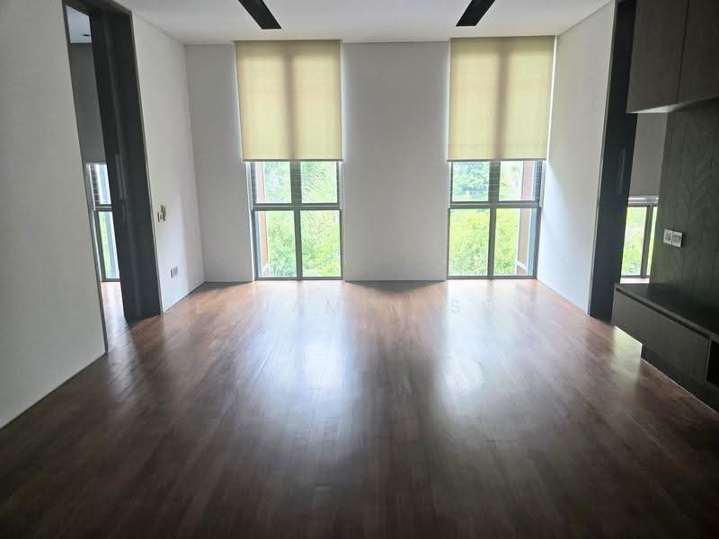MODERN MASSIVE CORNER-TERRACE ON HIGH GROUND, Approximately 400m to the MRT Station, Bedok / Upper East Coast, 6 Bedrooms, 8,000 sqft, Corner Terrace For Sale, by Benjamin Soh, 500268798 - Living Room - PropertyGuru.com.sg