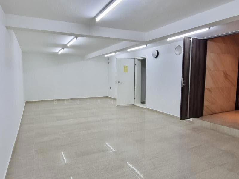 MODERN MASSIVE CORNER-TERRACE ON HIGH GROUND, Approximately 400m to the MRT Station, Bedok / Upper East Coast, 6 Bedrooms, 8,000 sqft, Corner Terrace For Sale, by Benjamin Soh, 500268798 - Interior - PropertyGuru.com.sg