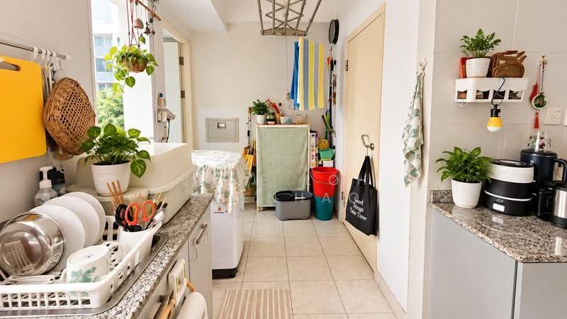 The Madeira, 50 Bukit Batok Street 31, Dairy Farm / Bukit Panjang / Choa Chu Kang, 2 Bedrooms, 1,055 sqft, Condominium For Sale, by Jose Loh Zhenhao, 500268819 - Kitchen - PropertyGuru.com.sg