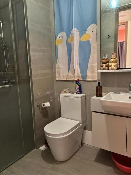 Piermont Grand, 26 Sumang Walk, Hougang / Punggol / Sengkang, 4 Bedrooms, 1,367 sqft, Executive Condominium For Sale, by Koh Poh Chew, 500268846 - Bathroom - PropertyGuru.com.sg