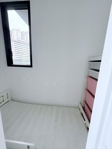 Commonwealth Towers, 230 Commonwealth Avenue, Alexandra / Commonwealth, 3 Bedrooms, 1,076 sqft, Condominium For Rent, by Anthea Yeo 杨丽娇, 500268852 - Bedroom - PropertyGuru.com.sg