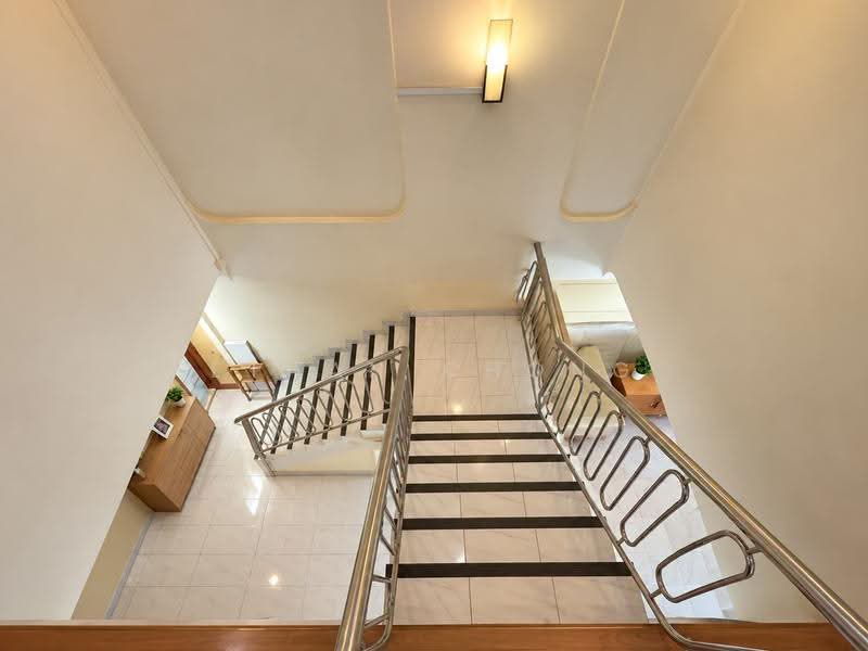 628 Hougang Avenue 8, 628 Hougang Avenue 8, Hougang / Punggol / Sengkang, 4 Bedrooms, 1,593 sqft, HDB Flat For Sale, by Ethan Chong, 500268859 - Corridor - PropertyGuru.com.sg