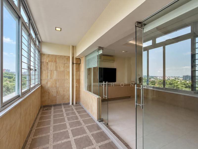 628 Hougang Avenue 8, 628 Hougang Avenue 8, Hougang / Punggol / Sengkang, 4 Bedrooms, 1,593 sqft, HDB Flat For Sale, by Ethan Chong, 500268859 - Balcony - PropertyGuru.com.sg