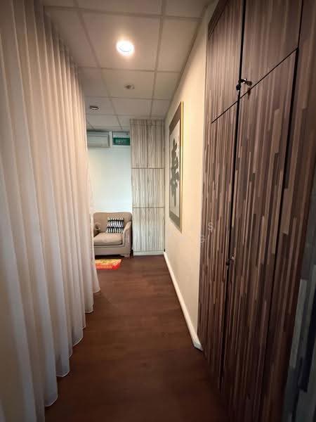 Zervex, 8 Ubi Road 2, Eunos / Geylang / Paya Lebar, 980 sqft, Light Industrial (B1) For Sale, by Charles Chiang, 500268862 - Corridor - CommercialGuru.com.sg
