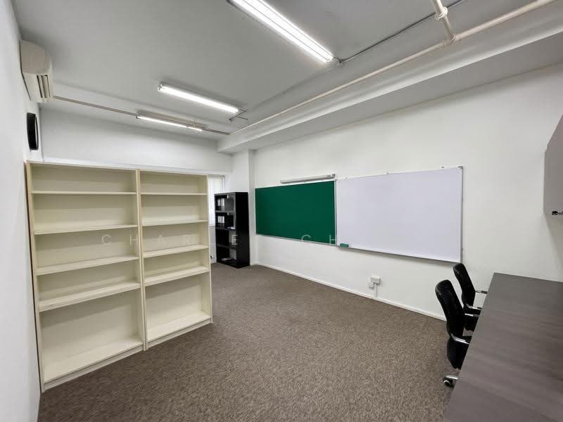 Zervex, 8 Ubi Road 2, Eunos / Geylang / Paya Lebar, 980 sqft, Light Industrial (B1) For Sale, by Charles Chiang, 500268862 - Study - CommercialGuru.com.sg