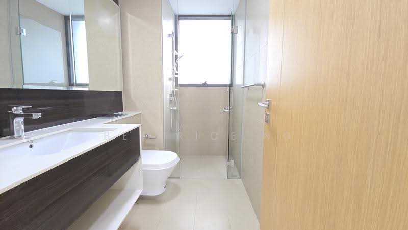 Commonwealth Towers, 230 Commonwealth Avenue, Alexandra / Commonwealth, 3 Bedrooms, 1,076 sqft, Condominium For Rent, by Beatrice Ng, 500268863 - PropertyGuru.com.sg