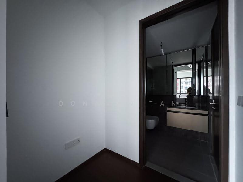 Tembusu Grand, 98 Jalan Tembusu, East Coast / Marine Parade, 1 Bedroom, 527 sqft, Condominium For Rent, by Donavan Tan, 500268879 - Bathroom - PropertyGuru.com.sg