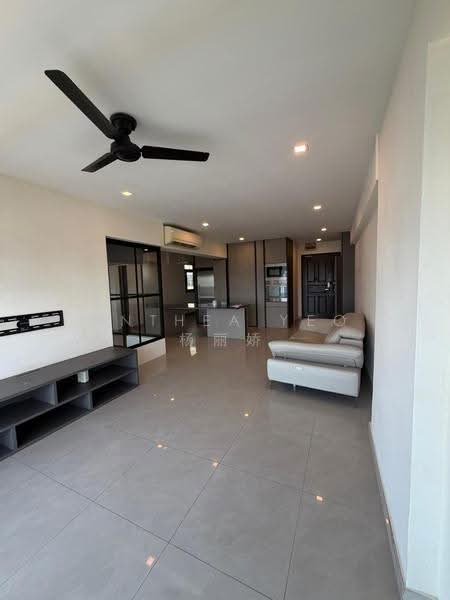 59 Strathmore Avenue, 59 Strathmore Avenue, Alexandra / Commonwealth, 4 Bedrooms, 1,184 sqft, HDB Flat For Rent, by Anthea Yeo 杨丽娇, 500268890 - Living Room - PropertyGuru.com.sg