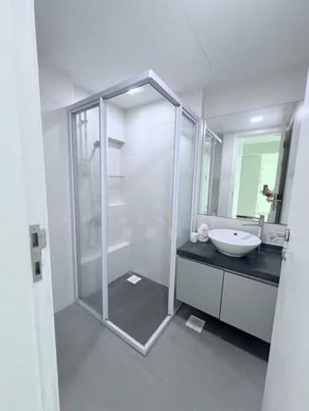 The Belvedere, 53 Meyer Road, East Coast / Marine Parade, 2 Bedrooms, 1,012 sqft, Condominium For Sale, by Anthea Yeo 杨丽娇, 500268900 - Bathroom - PropertyGuru.com.sg