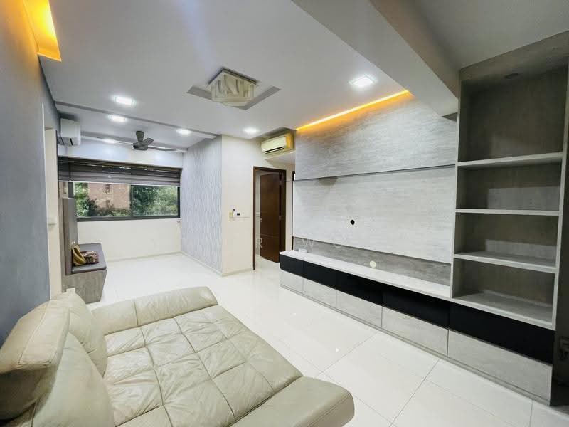Miltonia Residences, 520 Miltonia Close, Sembawang / Yishun, 2 Bedrooms, 861 sqft, Condominium For Rent, by Yoker Wong, 500268913 - Living Room - PropertyGuru.com.sg