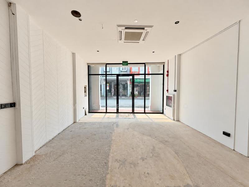 Kreta Ayer Shop Houses, 34 – 34B Keong Saik Road, Boat Quay / Raffles Place / Marina, 2,743 sqft, Shop / Shophouse For Rent, by Lim Sheng Loo, 500268914 - Entrance - CommercialGuru.com.sg