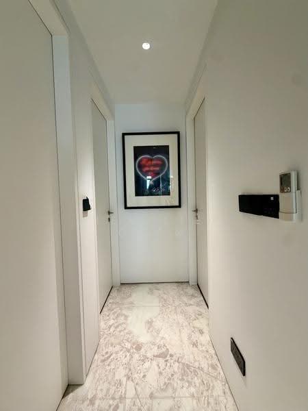 The Blossomvale, 900 Dunearn Road, Clementi Park / Upper Bukit Timah, 3 Bedrooms, 1,432 sqft, Condominium For Sale, by Tien Tien Chen, 500268916 - Corridor - PropertyGuru.com.sg
