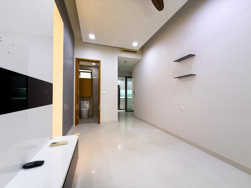 Auralis, 589 East Coast Road, East Coast / Marine Parade, 2 Bedrooms, 732 sqft, Condominium For Rent, by Geraint Tan, 500268950 - Interior - PropertyGuru.com.sg