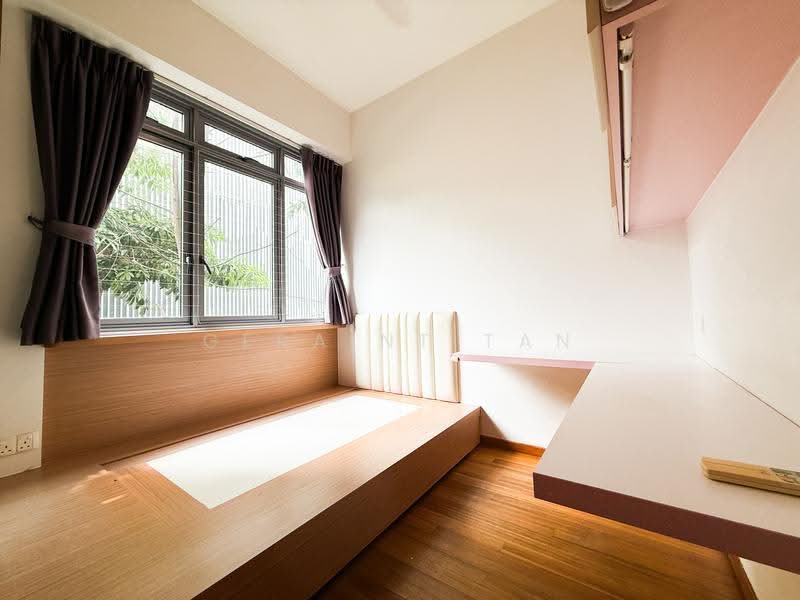 Auralis, 589 East Coast Road, East Coast / Marine Parade, 2 Bedrooms, 732 sqft, Condominium For Rent, by Geraint Tan, 500268950 - Bedroom - PropertyGuru.com.sg