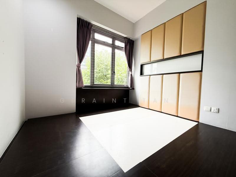 Auralis, 589 East Coast Road, East Coast / Marine Parade, 2 Bedrooms, 732 sqft, Condominium For Rent, by Geraint Tan, 500268950 - Master Bedroom - PropertyGuru.com.sg