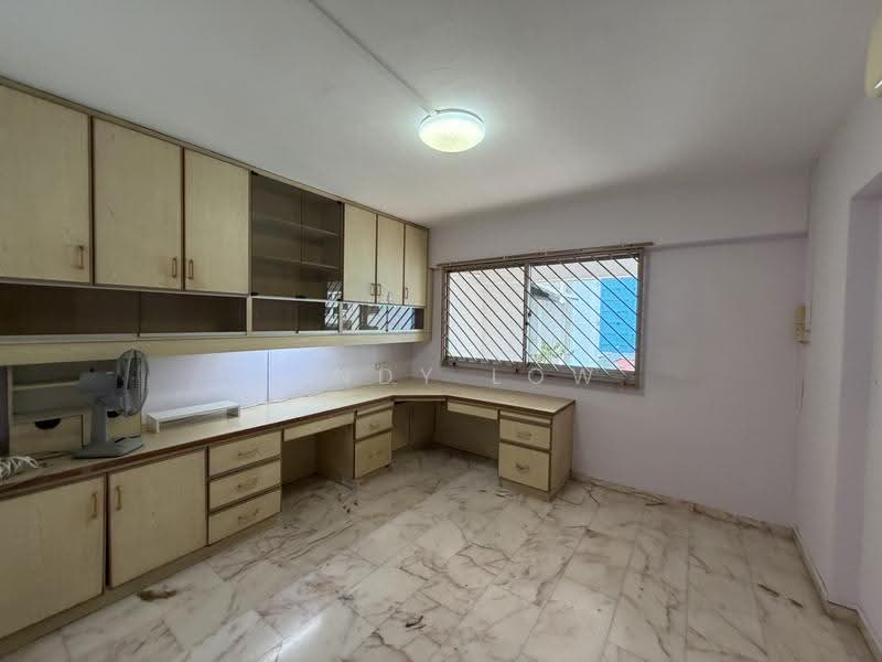 836 Yishun Street 81, 836 Yishun Street 81, Sembawang / Yishun, 4 Bedrooms, 1,572 sqft, HDB Flat For Sale, by Cindy Low, 500268951 - Study - PropertyGuru.com.sg