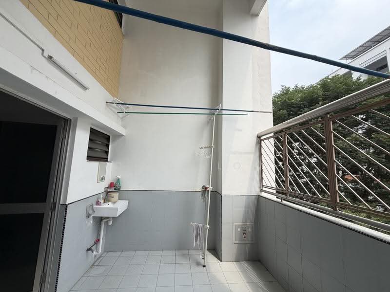 836 Yishun Street 81, 836 Yishun Street 81, Sembawang / Yishun, 4 Bedrooms, 1,572 sqft, HDB Flat For Sale, by Cindy Low, 500268951 - Balcony - PropertyGuru.com.sg