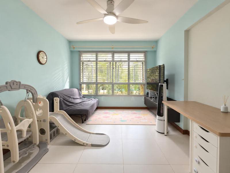 522B Tampines Central 7, 522B Tampines Central 7, Pasir Ris / Tampines, 3 Bedrooms, 1,001 sqft, HDB Flat For Sale, by Hanee Nazri, 500268957 - Living Room - PropertyGuru.com.sg