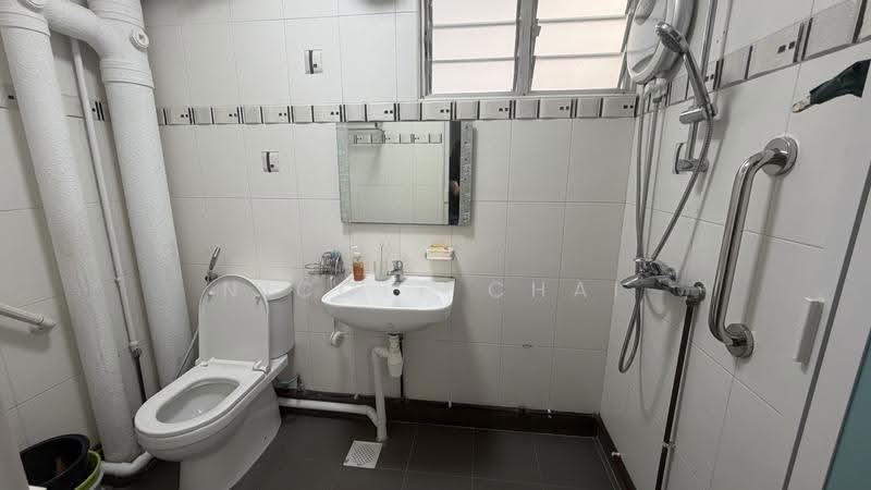 171 Bedok South Road, 171 Bedok South Road, Bedok / Upper East Coast, Room Rental, 110 sqft, HDB Flat For Rent, by Nicole Chai, 500268963 - Bathroom - PropertyGuru.com.sg