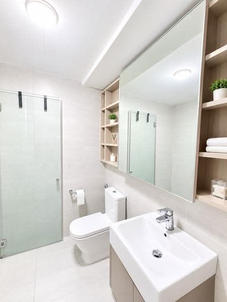 Grandeur Park Residences, 1 Bedok South Avenue 3, Bedok / Upper East Coast, 2 Bedrooms, 667 sqft, Condominium For Rent, by Glenice Toh, 500268973 - Bathroom - PropertyGuru.com.sg
