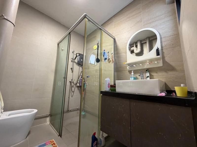 125 Bukit Batok Central, 125 Bukit Batok Central, Dairy Farm / Bukit Panjang / Choa Chu Kang, 3 Bedrooms, 1,614 sqft, HDB Flat For Sale, by Bryan Tan, 500268997 - Bathroom - PropertyGuru.com.sg