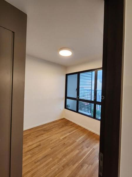 Avenue South Residence, 1 Silat Avenue, Alexandra / Commonwealth, 1 Bedroom, 527 sqft, Condominium For Sale, by Julian Zhuo, 500269000 - Bedroom - PropertyGuru.com.sg