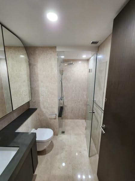 Avenue South Residence, 1 Silat Avenue, Alexandra / Commonwealth, 1 Bedroom, 527 sqft, Condominium For Sale, by Julian Zhuo, 500269000 - Bathroom - PropertyGuru.com.sg