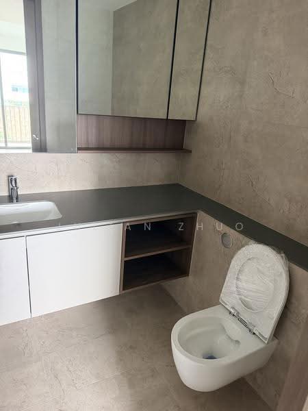 Norwood Grand, Admiralty / Woodlands, 4 Bedrooms, 1,313 sqft, Condominium For Rent, by Julian Zhuo, 500269023 - Bathroom - PropertyGuru.com.sg
