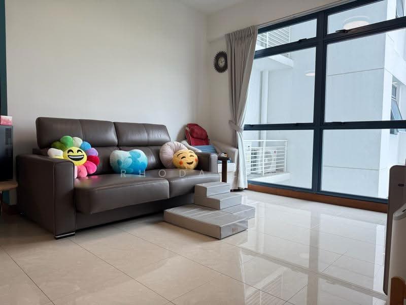 Blue Horizon, 21 West Coast Crescent, Buona Vista / West Coast / Clementi New Town, 2 Bedrooms, 926 sqft, Condominium For Sale, by Rhoda Lim, 500269037 - Living Room - PropertyGuru.com.sg