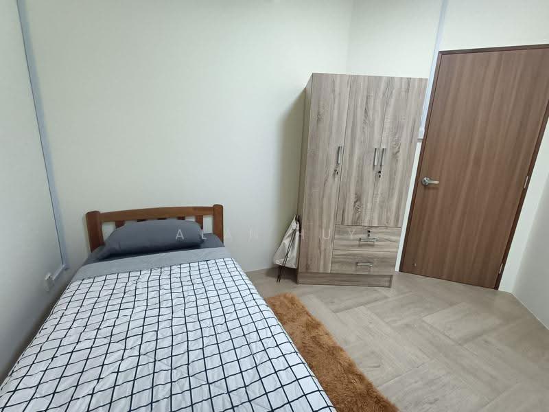 East Meadows, 30 Tanah Merah Kechil Road, Bedok / Upper East Coast, Room Rental, 200 sqft, Condominium For Rent, by Alan Huy, 500269053 - Bedroom - PropertyGuru.com.sg