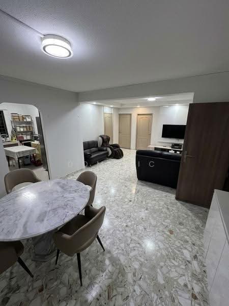 204 Petir Road, 204 Petir Road, Dairy Farm / Bukit Panjang / Choa Chu Kang, Room Rental, 130 sqft, HDB Flat For Rent, by Dominic Goh, 500269062 - Living Room - PropertyGuru.com.sg