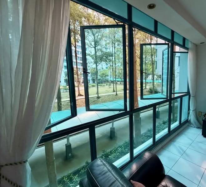 184 Edgefield Plains, 184 Edgefield Plains, Hougang / Punggol / Sengkang, 3 Bedrooms, 1,184 sqft, HDB Flat For Sale, by Johnson Yan, 500269073 - Balcony - PropertyGuru.com.sg