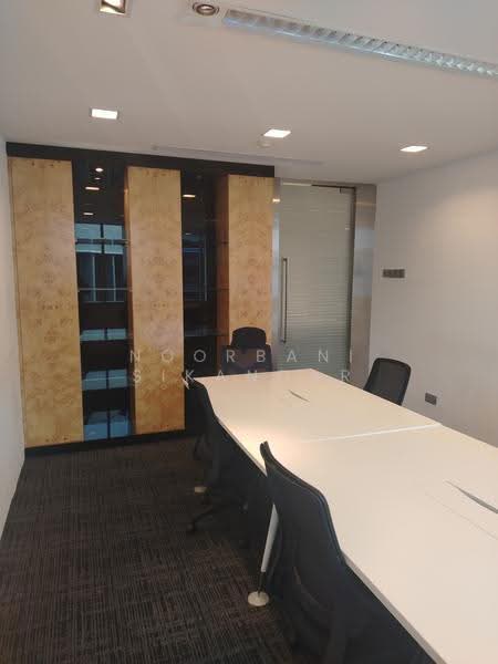 High Street Plaza, 77 High Street, City Hall / Clarke Quay, 1,840 sqft, Office For Rent, by Noorbani Sikandar, 500269082 - Conference room - CommercialGuru.com.sg