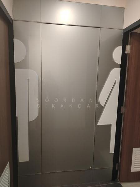High Street Plaza, 77 High Street, City Hall / Clarke Quay, 1,840 sqft, Office For Rent, by Noorbani Sikandar, 500269082 - Common bathrooms - CommercialGuru.com.sg