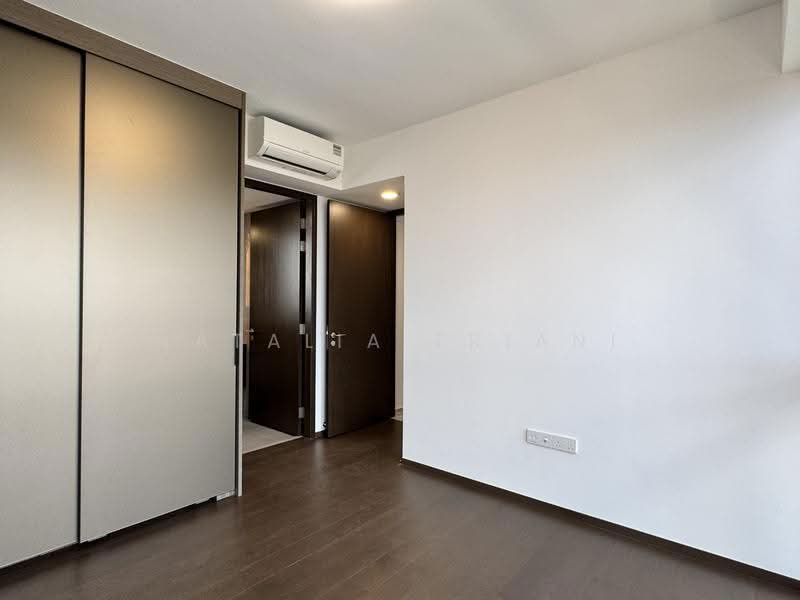 Tembusu Grand, Jalan Tembusu, East Coast / Marine Parade, 3 Bedrooms, 990 sqft, Condominium For Sale, by Natalia Triani, 500269120 - Master Room - PropertyGuru.com.sg