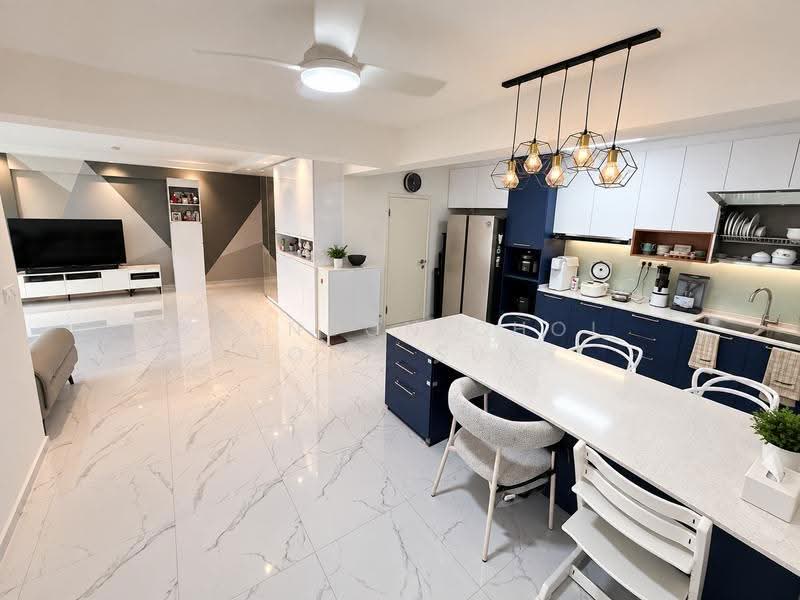 228B Punggol Field, 228B Punggol Field, Hougang / Punggol / Sengkang, 3 Bedrooms, 1,249 sqft, HDB Flat For Sale, by Brandon Choi Yong Suk, 500269127 - Living Room - PropertyGuru.com.sg