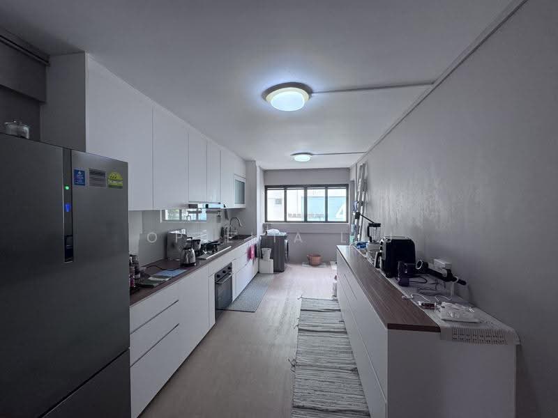 148 Silat Avenue, 148 Silat Avenue, Alexandra / Commonwealth, 3 Bedrooms, 1,001 sqft, HDB Flat For Rent, by Ophelia Liu, 500269131 - Kitchen - PropertyGuru.com.sg