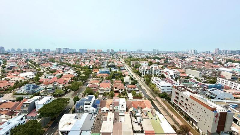 The Trumps, 1 Jalan Kembangan, Eunos / Geylang / Paya Lebar, 3 Bedrooms, 3,068 sqft, Condominium For Sale, by Alyssa Koh L X, 500269134 - Exterior - PropertyGuru.com.sg
