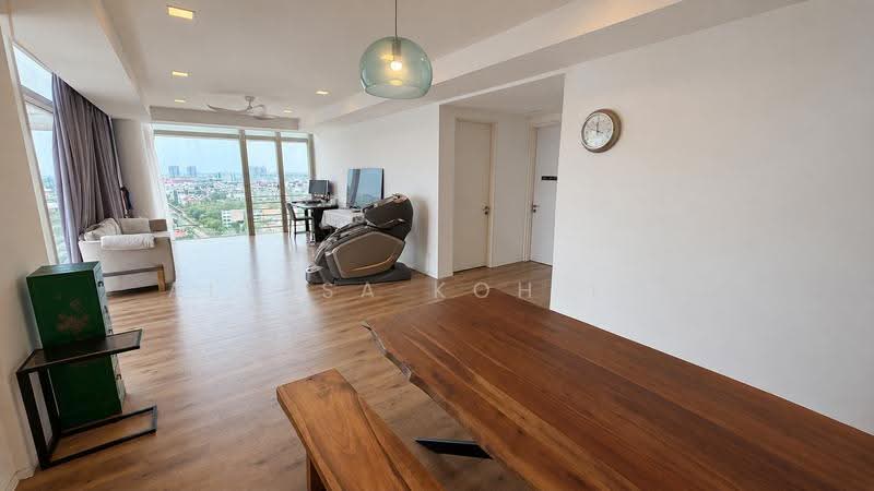 The Trumps, 1 Jalan Kembangan, Eunos / Geylang / Paya Lebar, 3 Bedrooms, 3,068 sqft, Condominium For Sale, by Alyssa Koh L X, 500269134 - Living Room - PropertyGuru.com.sg